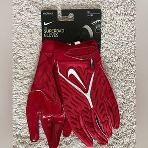 Nike Superbad 6.0 NFL Padded Football Red Gloves